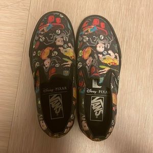 Lightly used Toy Story Vans. Sized 6.5.